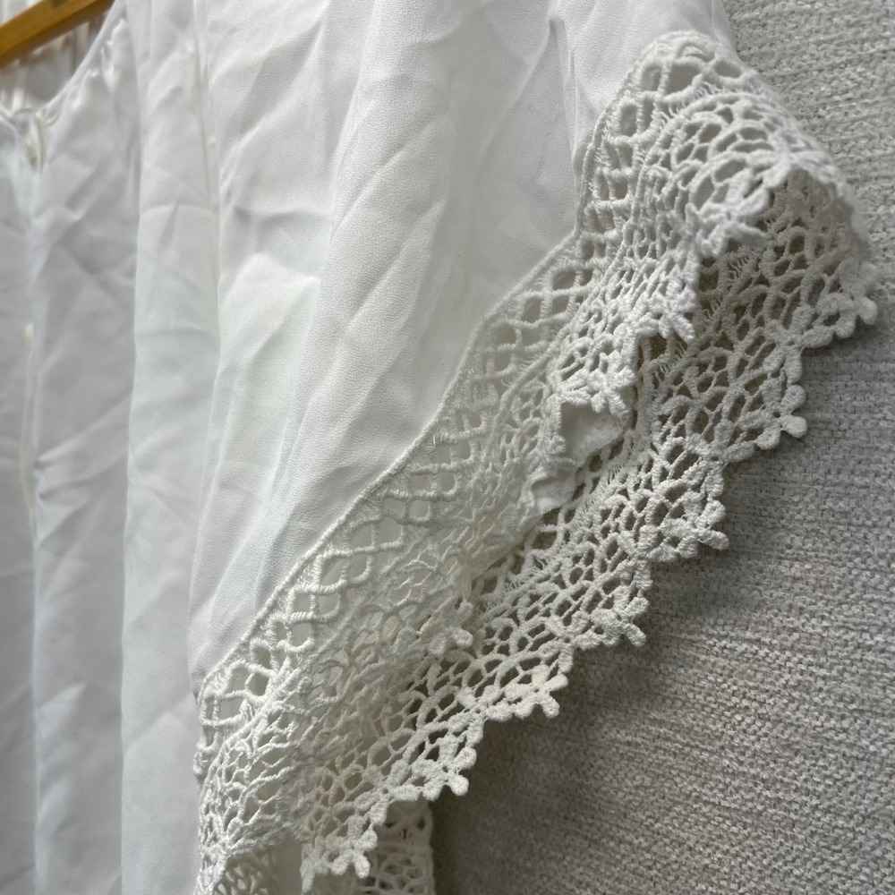 Victoria's Secret Blouse Womens Medium White Crochet Lace Flutter Tie Front Top - Picture 8 of 10